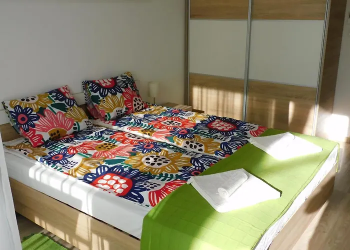 Katamaran שיופוק